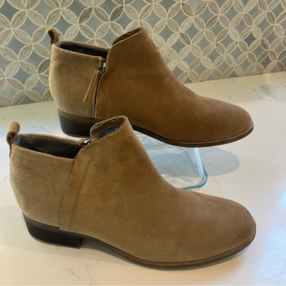 Toms Boots Womens US 9 Deia Ankle Booties Brown Suede Side Zip Heels 10014697 - Picture 2 of 13